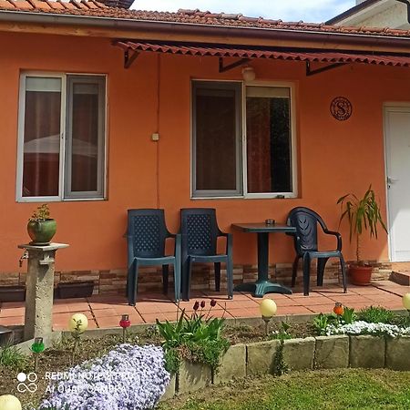 Studio Stonel Veliko Tŭrnovo Exterior foto